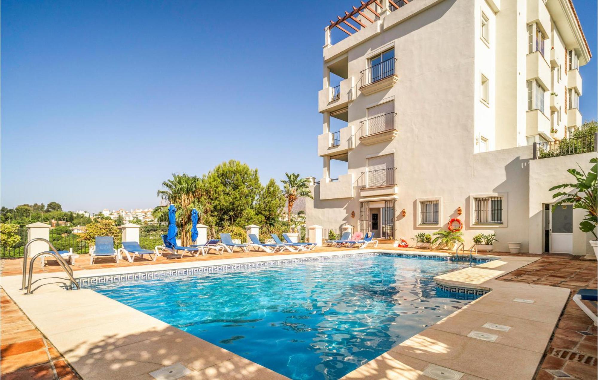 Apartament 2 Bedroom Gorgeous In Marbella