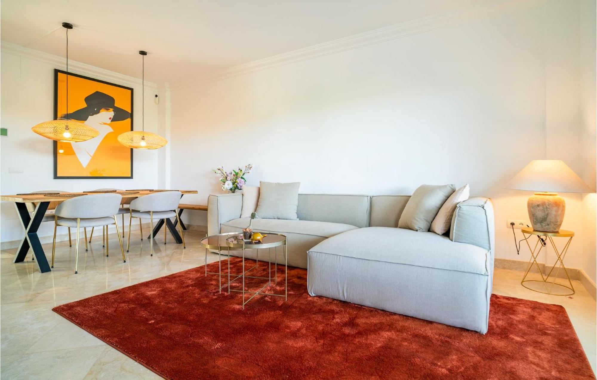 2 Bedroom Gorgeous In
